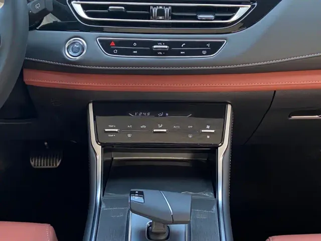 Changan CS75 — Фото автомобиля 11