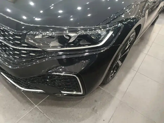 Volkswagen Passat — Фото автомобиля 23