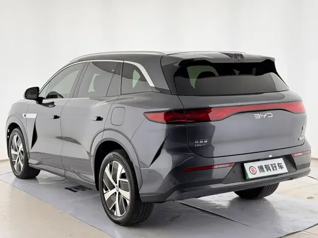 BYD Tang L — Фото автомобиля 15