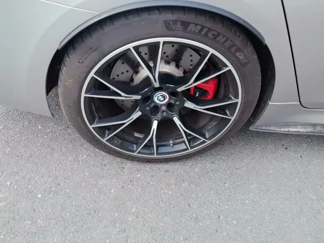 BMW M5 — Фото автомобиля 4