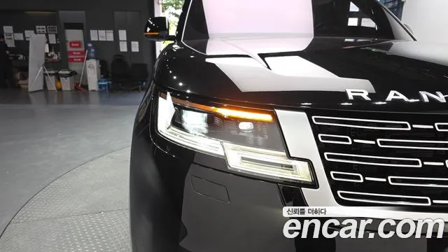 Land Rover Range Rover — Фото автомобиля 5