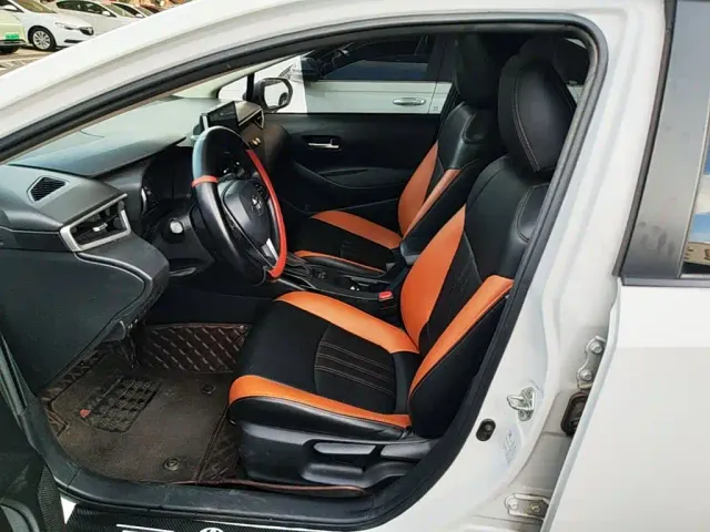 Toyota Corolla — Фото автомобиля 14