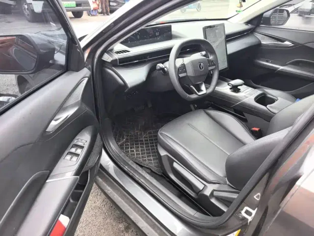 Changan Eado — Фото автомобиля 17
