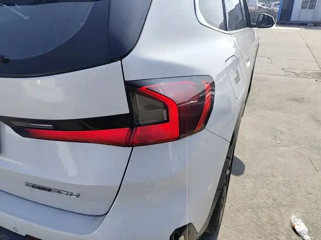 BMW X1 — Фото автомобиля 7