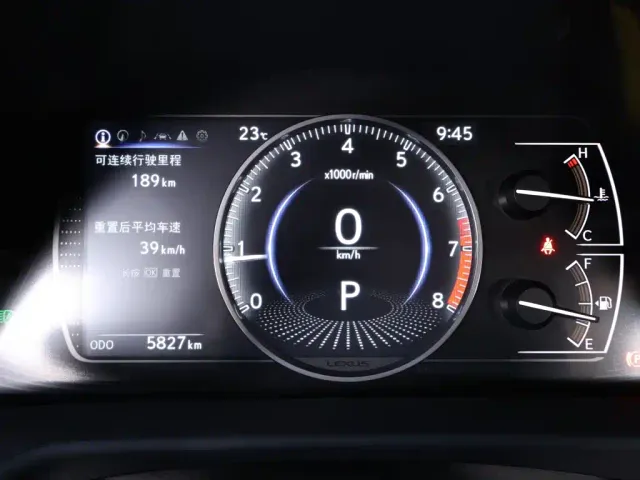 Lexus ES — Фото автомобиля 15
