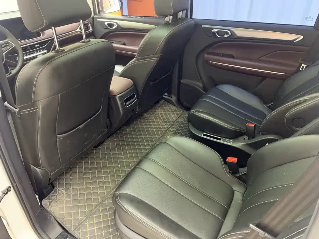 GAC Trumpchi M6 — Фото автомобиля 9