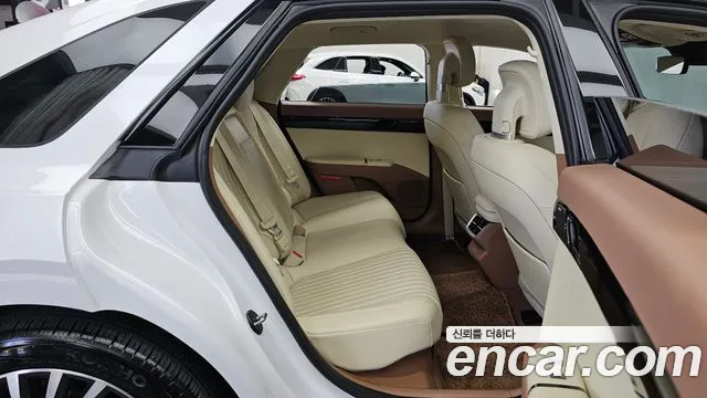 Hyundai Grandeur GN7 — Фото автомобиля 18