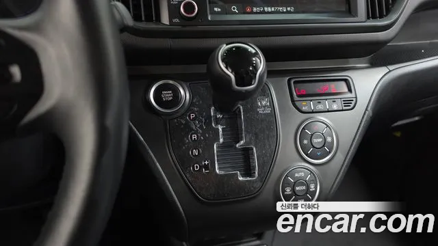 Kia RAY Новый Kia Ray Signature — Фото автомобиля 9