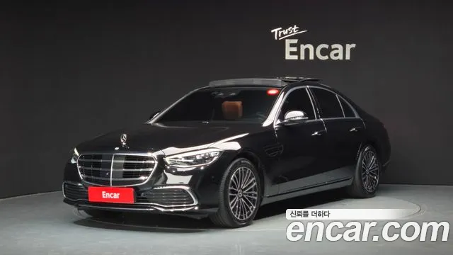 Фотография автомобиля — Mercedes-Benz S-Class