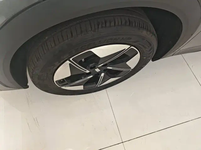 Geely Galaxy E5 — Фото автомобиля 22