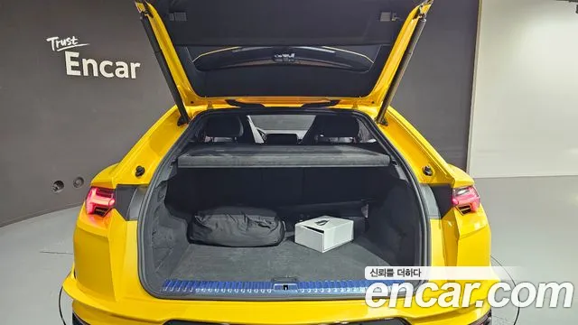 Lamborghini Urus — Фото автомобиля 18