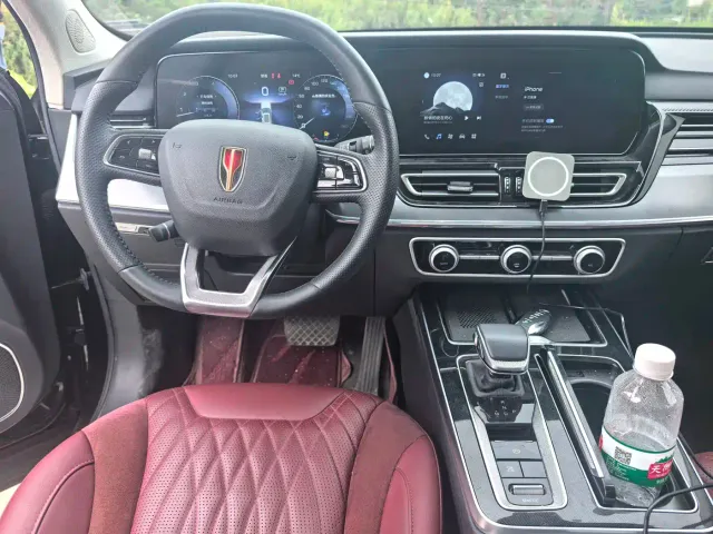 Hongqi HS5 — Фото автомобиля 8