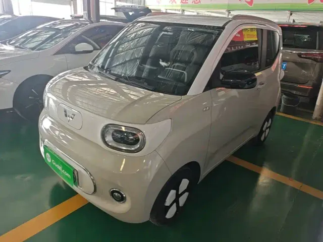 Фотография автомобиля — Wuling Hongguang Mini EV