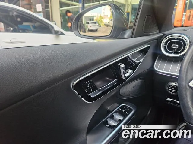 Mercedes-Benz C-Class — Фото автомобиля 14