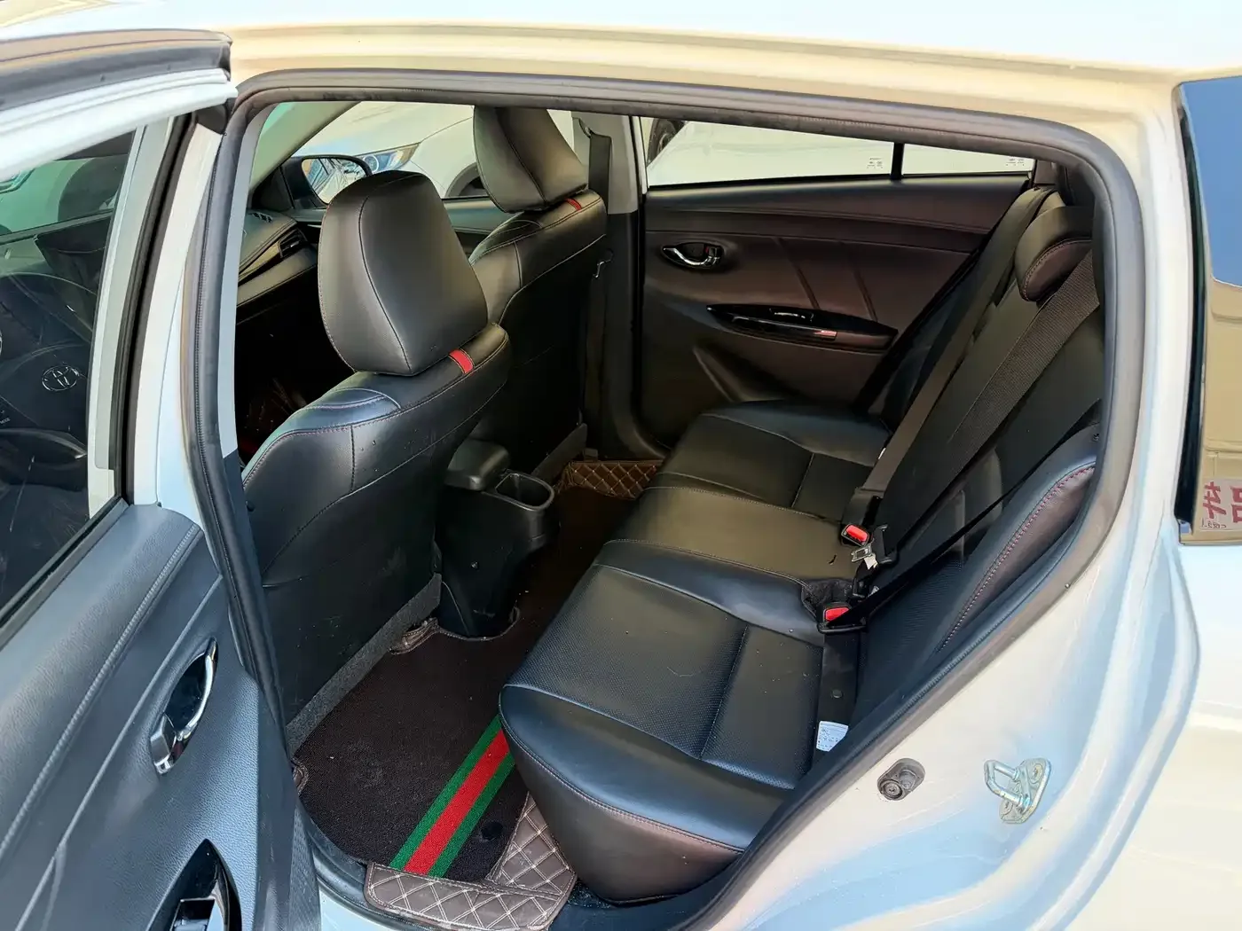 Toyota YARiS L Zhi Xuan 2022 1.5L CVT Luxury PLUS Edition — Фото автомобиля 9