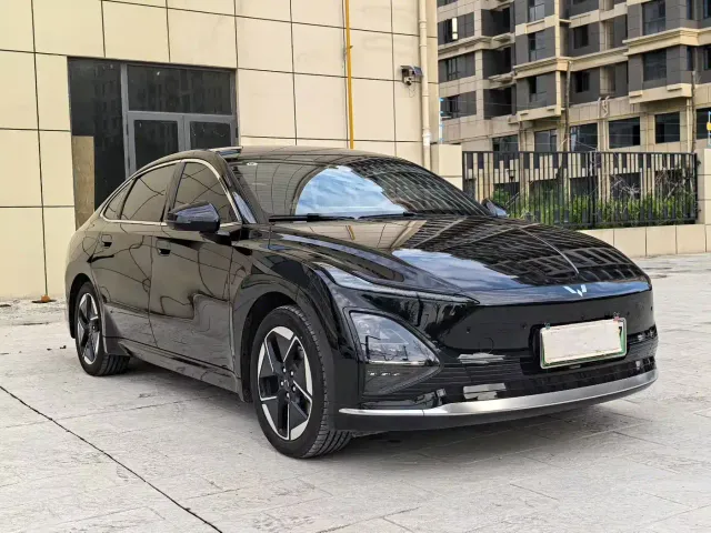 Wuling Starlight — Фото автомобиля 3