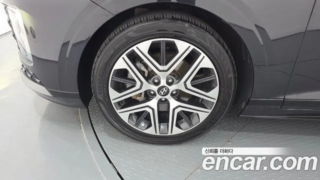 Hyundai Grandeur GN7 — Фото автомобиля 5