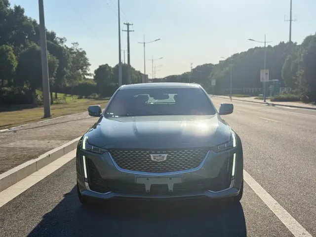Cadillac CT5 — Фото автомобиля 2