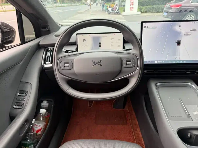 Xpeng P7+ — Фото автомобиля 14
