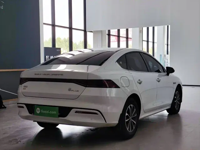 BYD Qin PLUS — Фото автомобиля 6