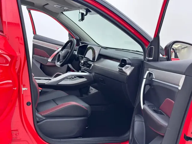 Geely Binyue — Фото автомобиля 11