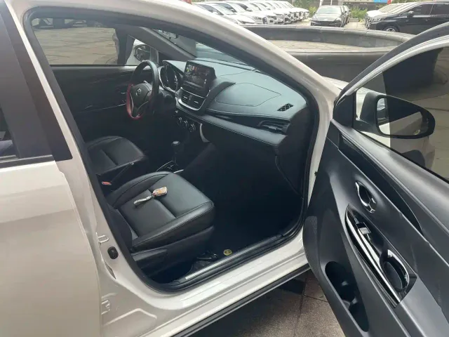 Toyota YARiS L Zhi Xuan — Фото автомобиля 7