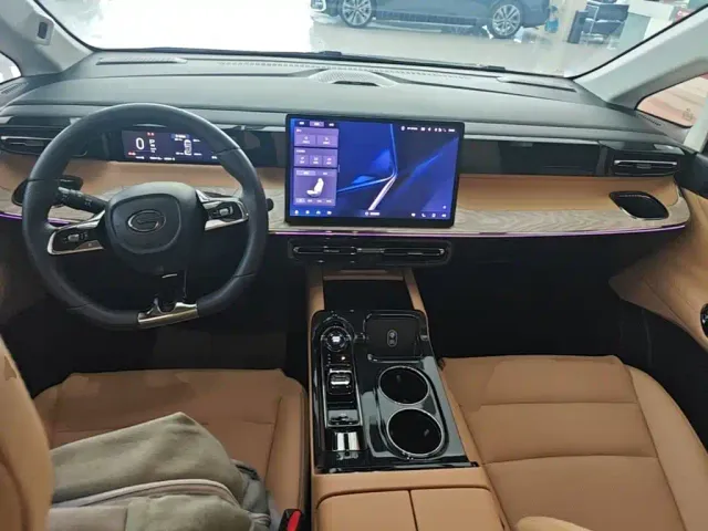 GAC Trumpchi E8 — Фото автомобиля 9