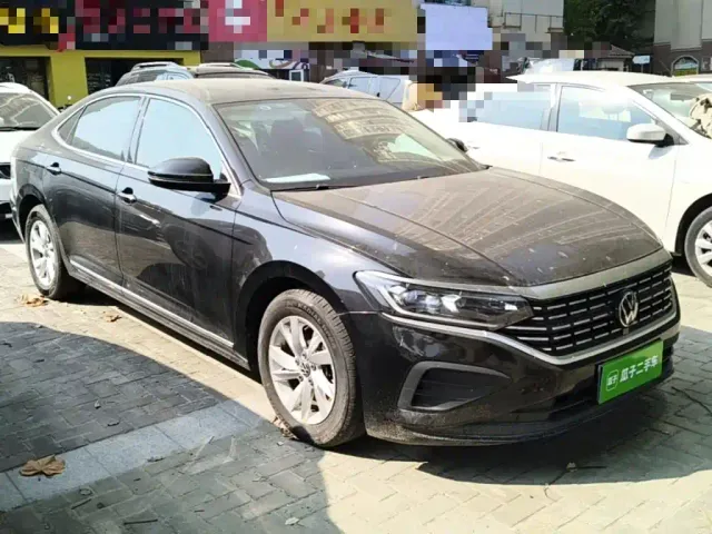 Volkswagen Passat — Фото автомобиля 3