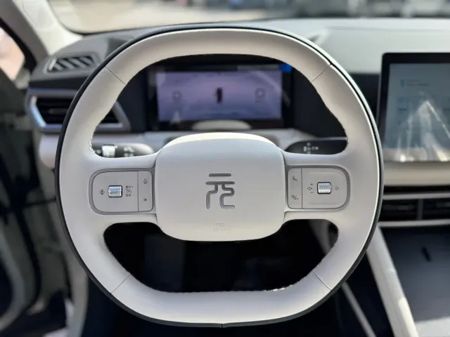 BYD Yuan UP — Фото автомобиля 10