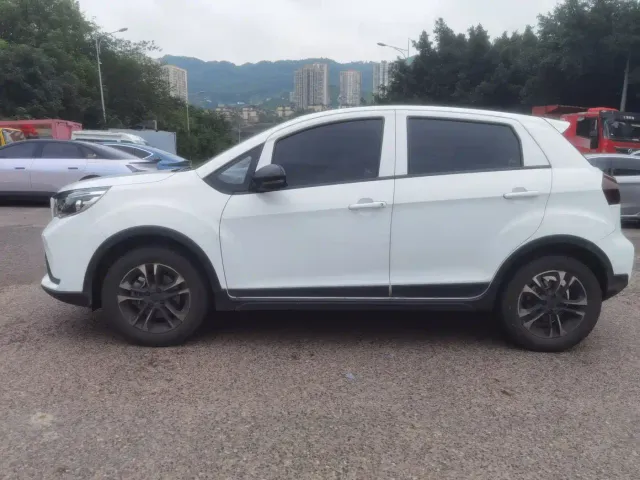 Geely Geometry EX3 Kung Fu Bull — Фото автомобиля 7