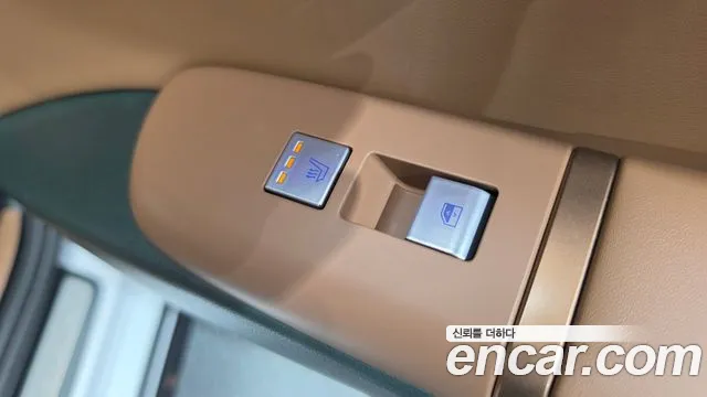 Hyundai Grandeur GN7 — Фото автомобиля 18