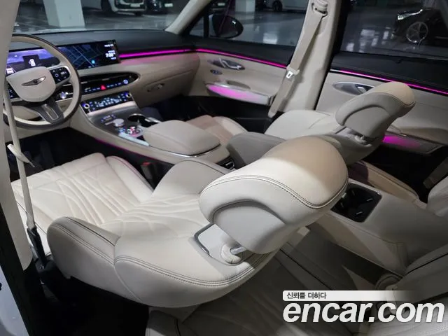 Genesis GV70 — Фото автомобиля 6