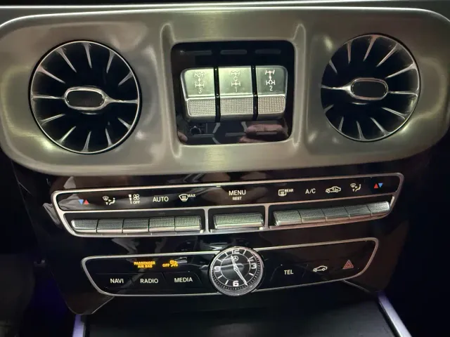 Mercedes-Benz G-Class — Фото автомобиля 19