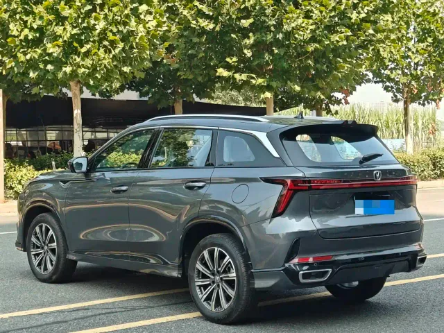 Changan CS75 Plus — Фото автомобиля 8
