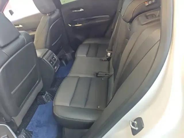 Cadillac XT4 — Фото автомобиля 16