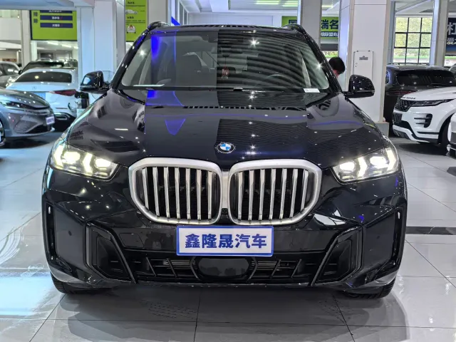 BMW X5 — Фото автомобиля 2