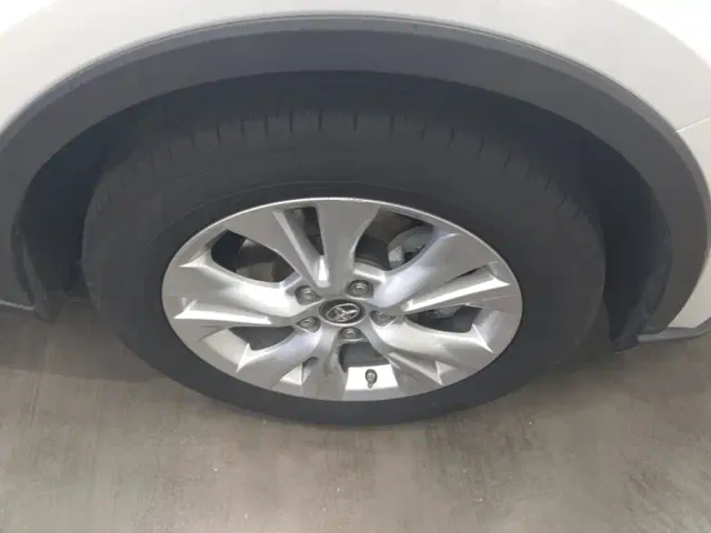 Toyota IZOA — Фото автомобиля 6