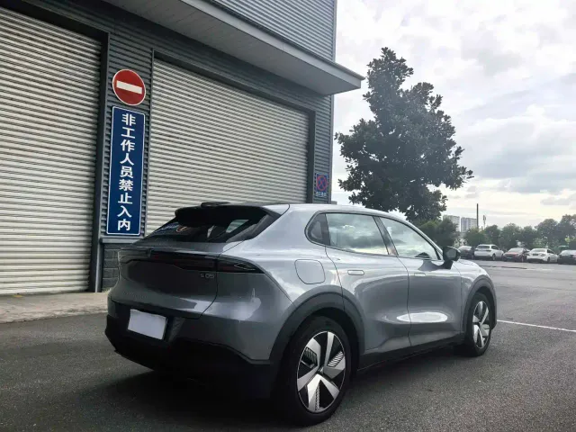 Deepal S05 — Фото автомобиля 6