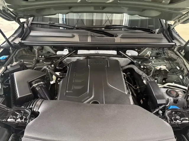 Audi Q5L — Фото автомобиля 15