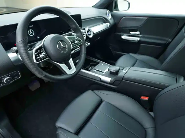 Mercedes-Benz GLB-Class — Фото автомобиля 8