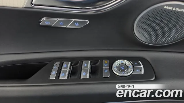 Genesis GV80 — Фото автомобиля 29