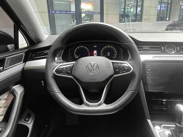 Volkswagen Magotan — Фото автомобиля 12