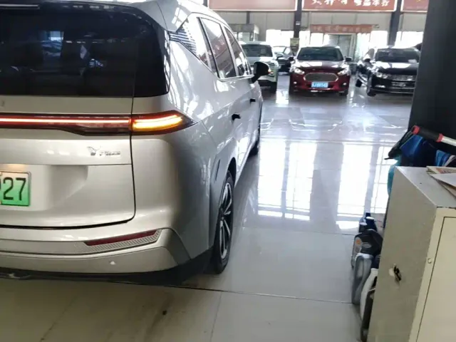 GAC Aion Y — Фото автомобиля 7