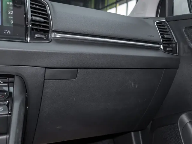 Skoda Karoq — Фото автомобиля 18