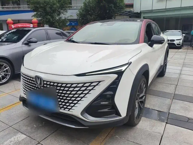 Фотография автомобиля — Changan UNI-T