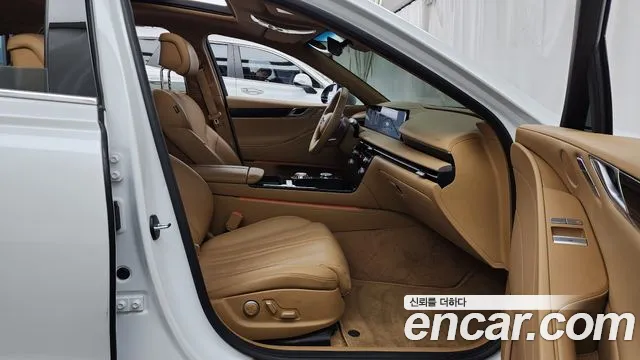 Genesis G80 Бензин 2.5 турбо AWD — Фото автомобиля 11