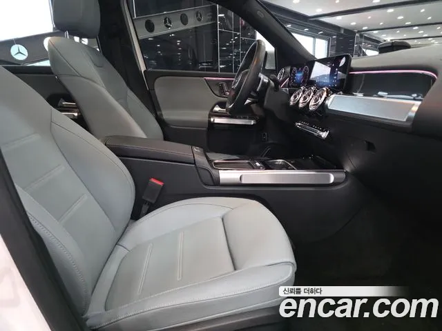 Mercedes-Benz GLB-Class — Фото автомобиля 18