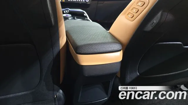 Kia EV6 — Фото автомобиля 19