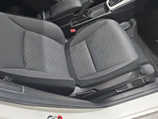 Honda Fit — Фото автомобиля 8