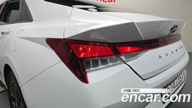 Hyundai Avante CN7 — Фото автомобиля 8